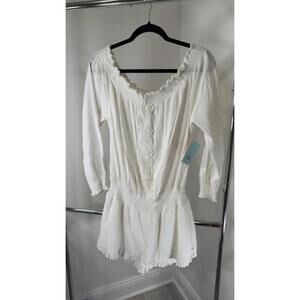 Chic Off-Shoulder White Romper with Ruffle Detail